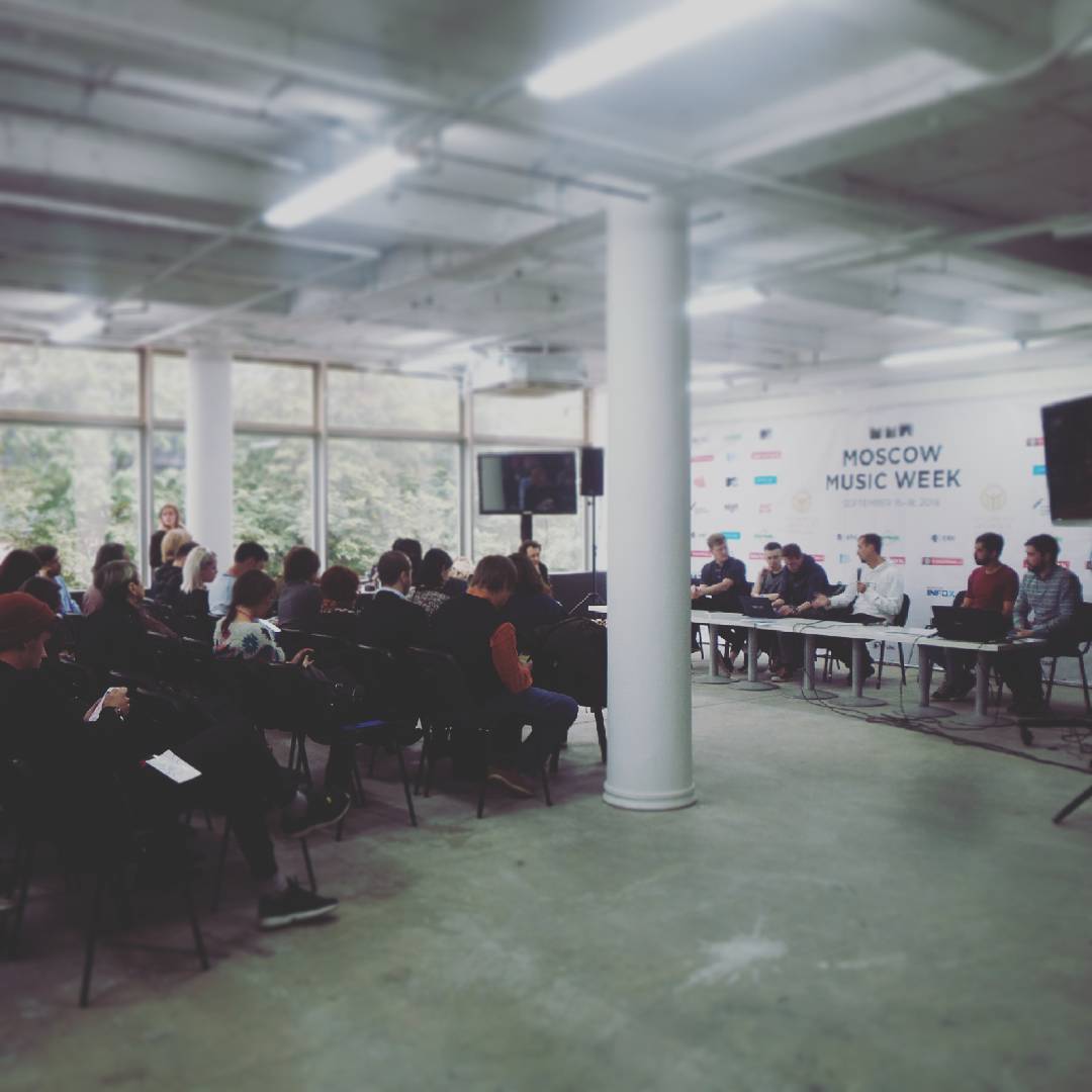 14262882_542517575939886_1232029247_n